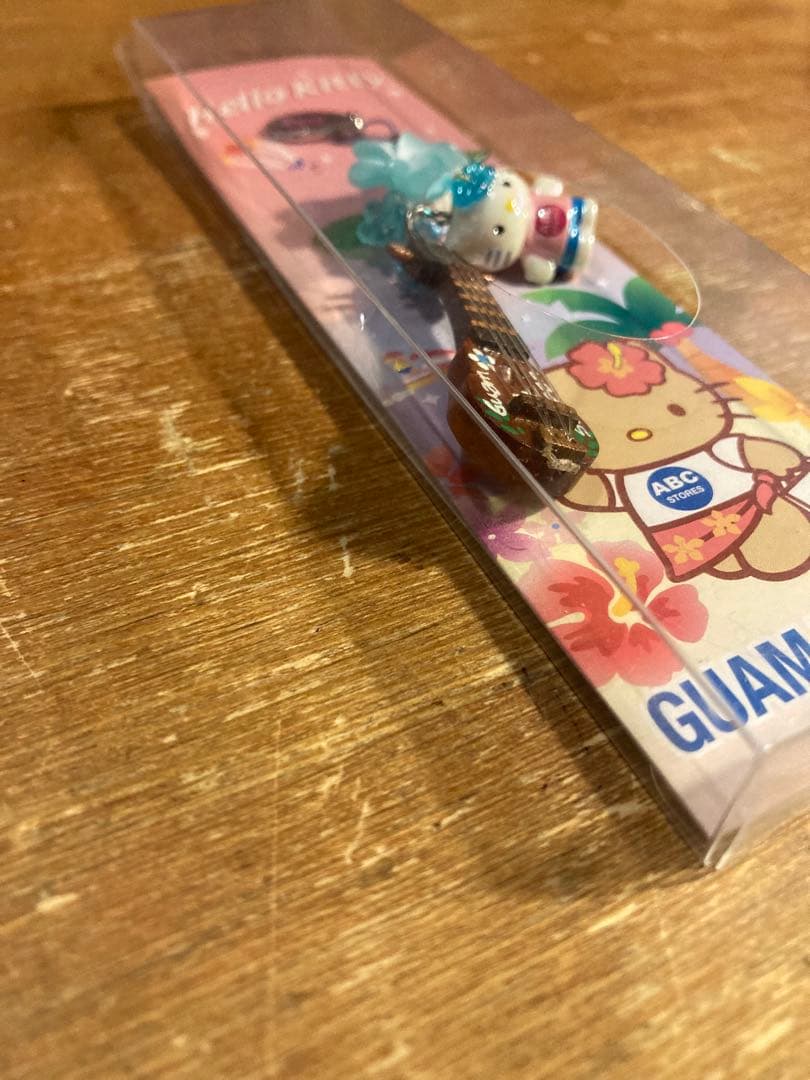 HELLO KITTY ハローキティ キティちゃん 日焼け ハワイ グアム