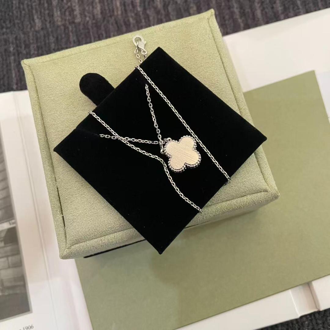 美品ヴィンテージ アルハンブラ VCARP9XG00