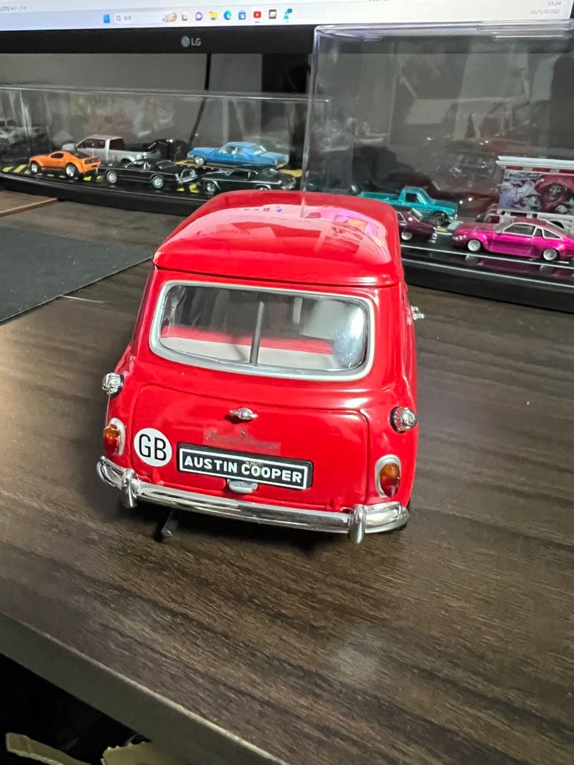 クーパー　赤 ミニカー　1/18