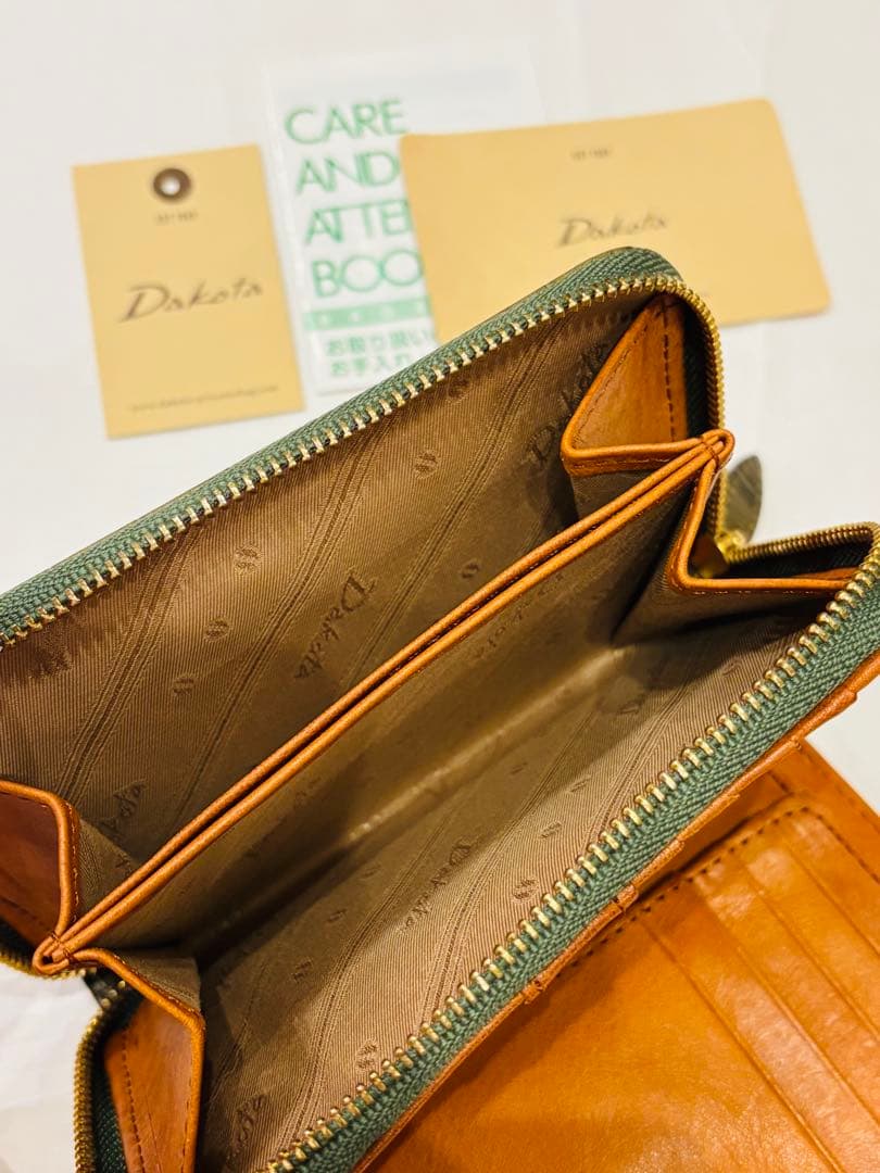 新品　ダコタ　Dakota オスピタリタ 二つ折り財布 0031231