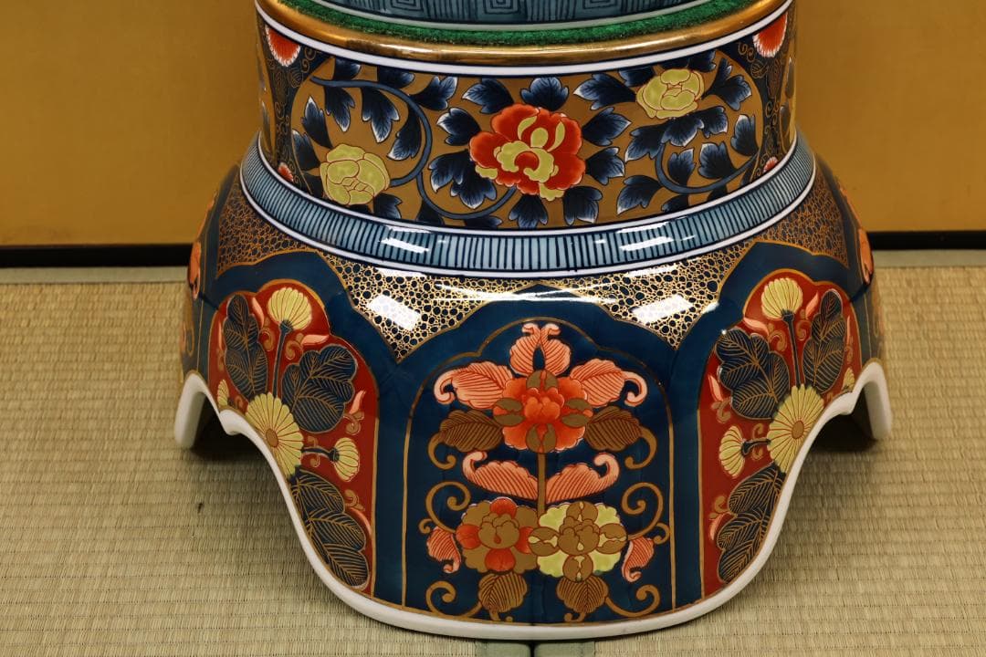 有田焼　舞右衛門 作 「 古伊万里　飾壺 」 沈香壷 高114cm　BK061