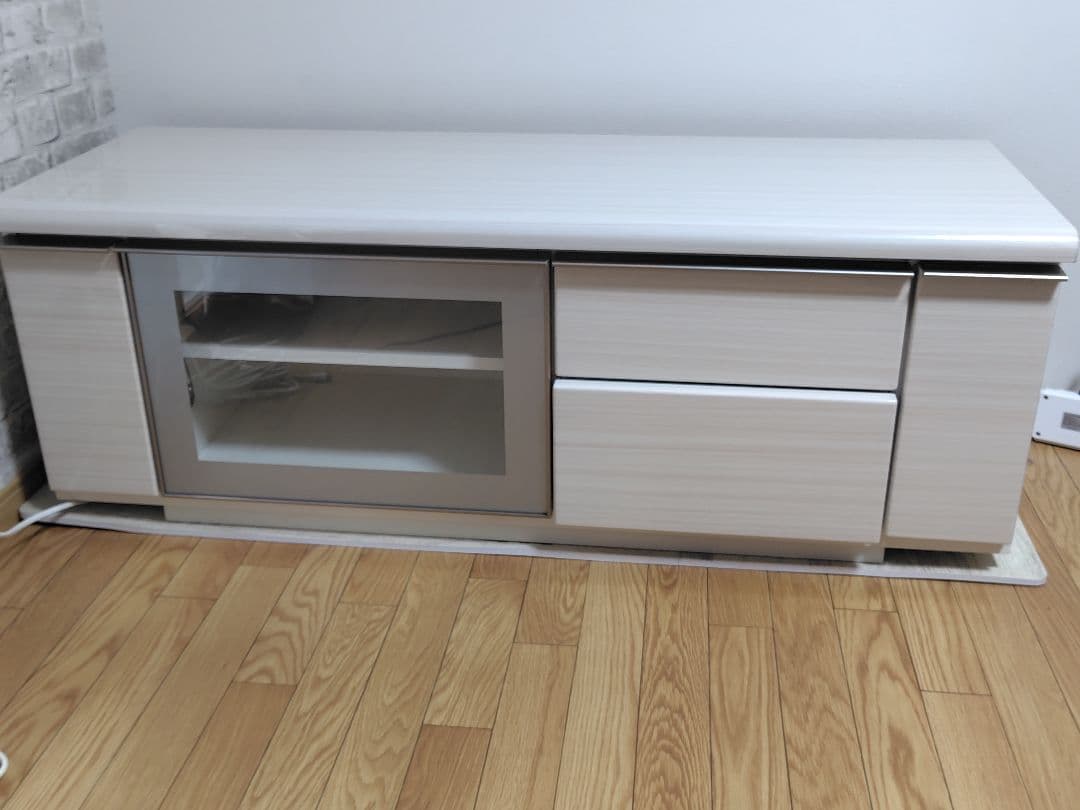 テレビ台　ニトリ　ローボード　ポスティア　白