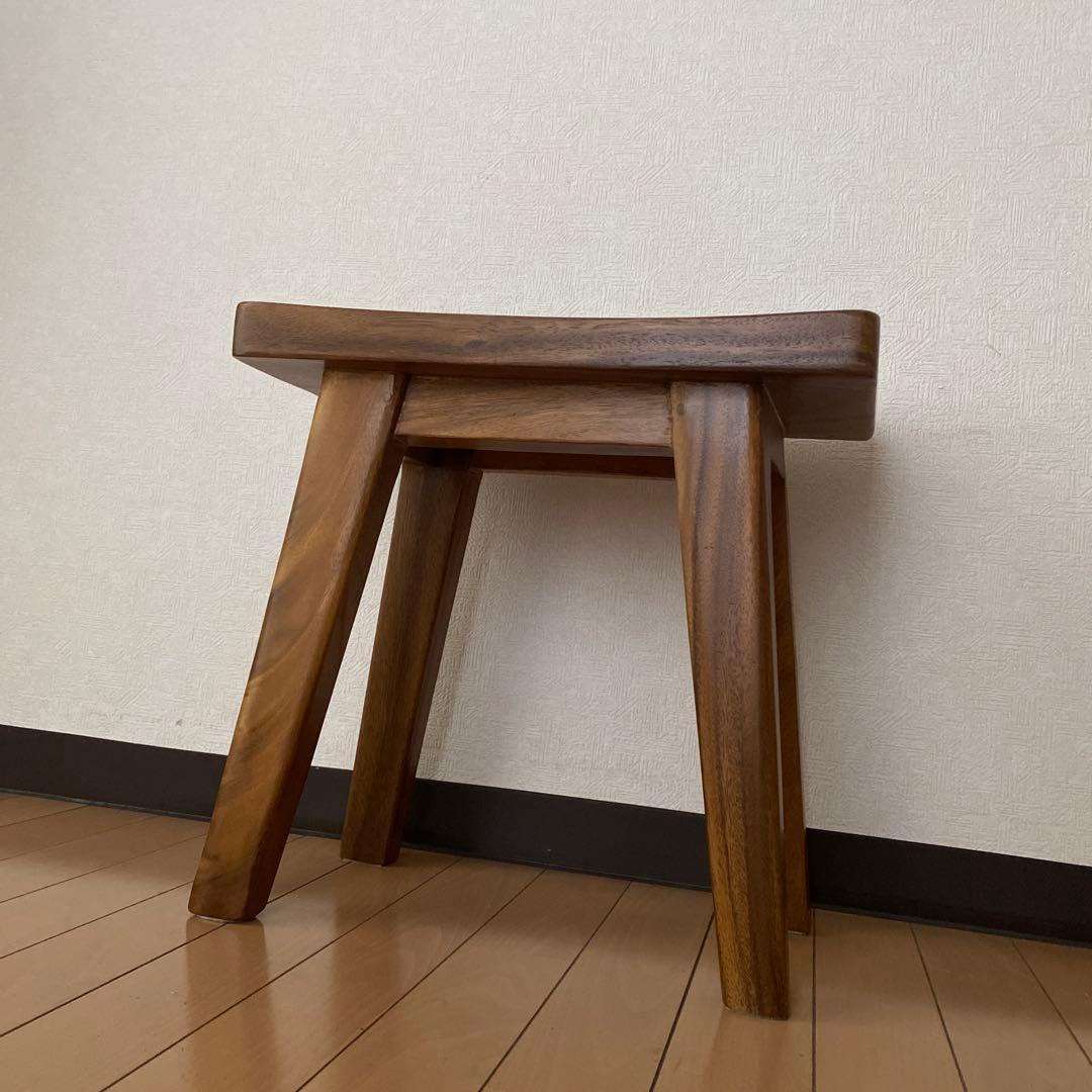 ギギリビング　木製ベンチ　ウッドスツール　カーブ