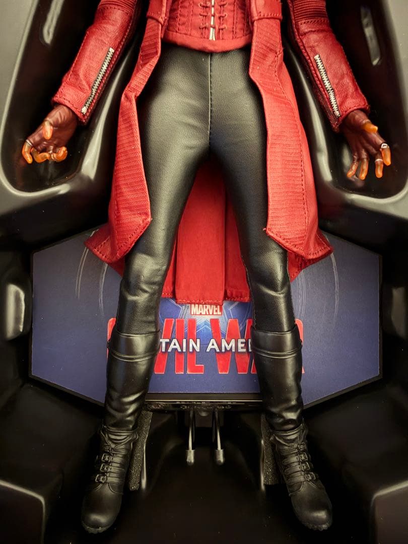 『シビルウォー／キャプテンアメリカ』 1/6フィギュア スカーレット ウィッチ