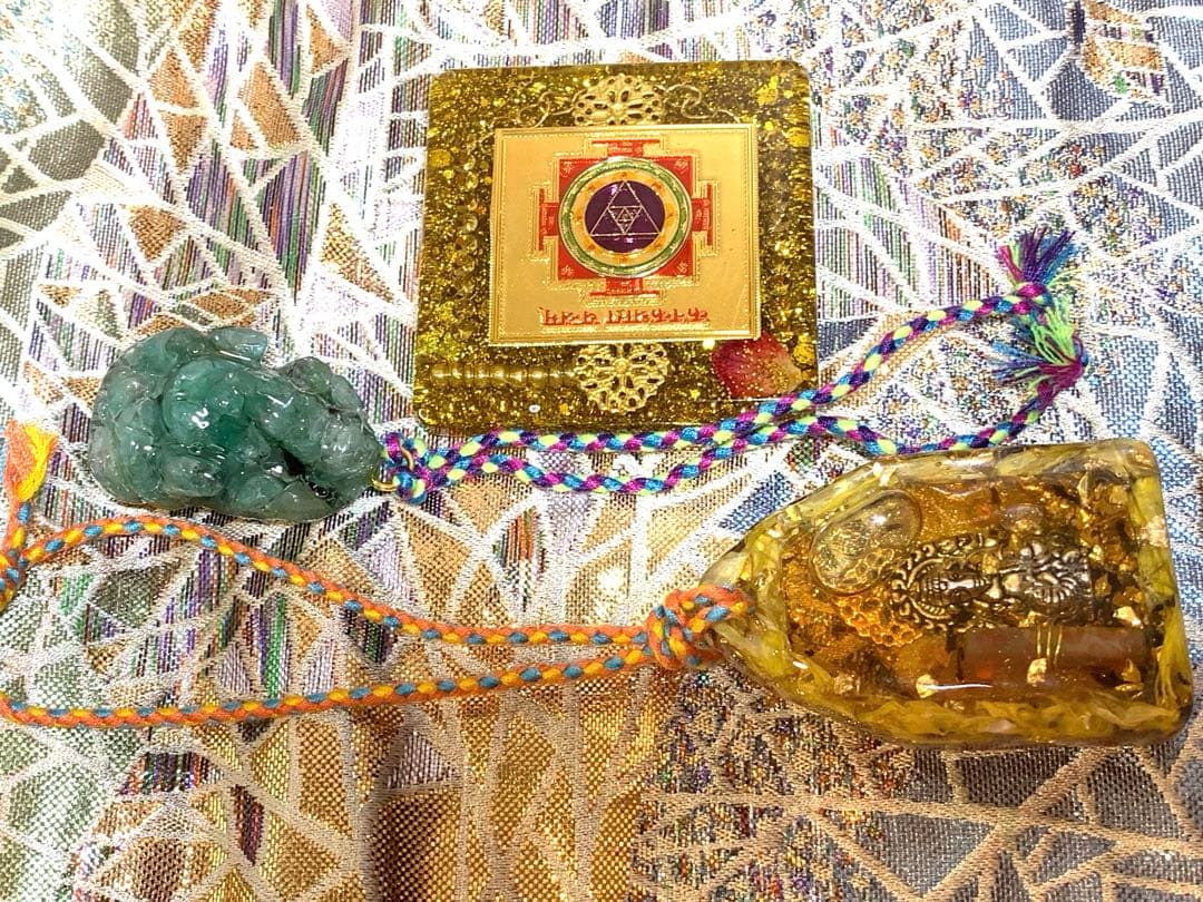 ガーヤットリーキラナ金財　(G-a3