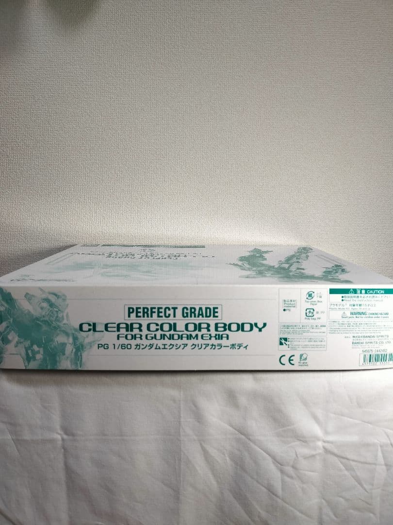 PG 1/60 ガンダムエクシア クリアカラーボディ