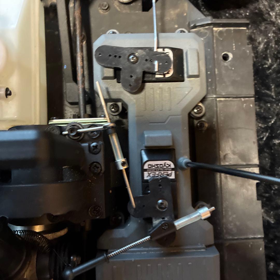 L*I様 ハマーエンジンラジコン1／8スケール