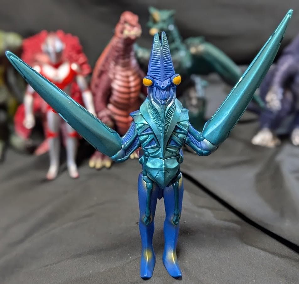 ウルトラマンパワード＆登場怪獣・宇宙人（バンダイ）ソフビフィギュア７体セット