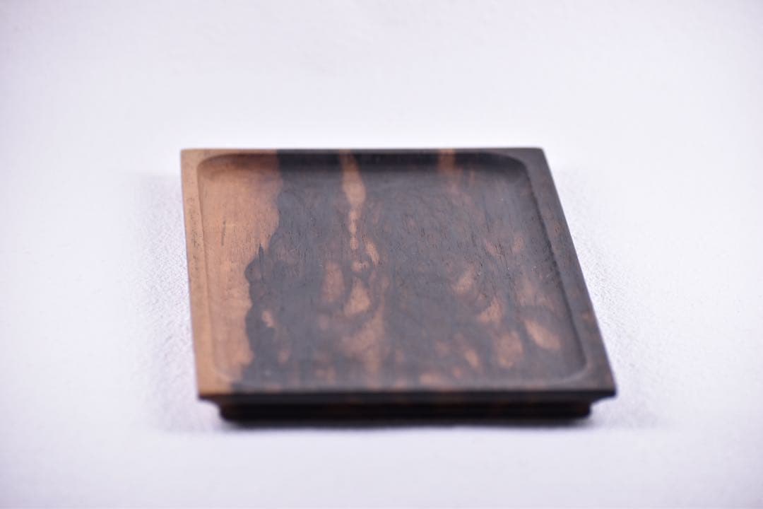 No.338黒柿孔雀杢のトレー