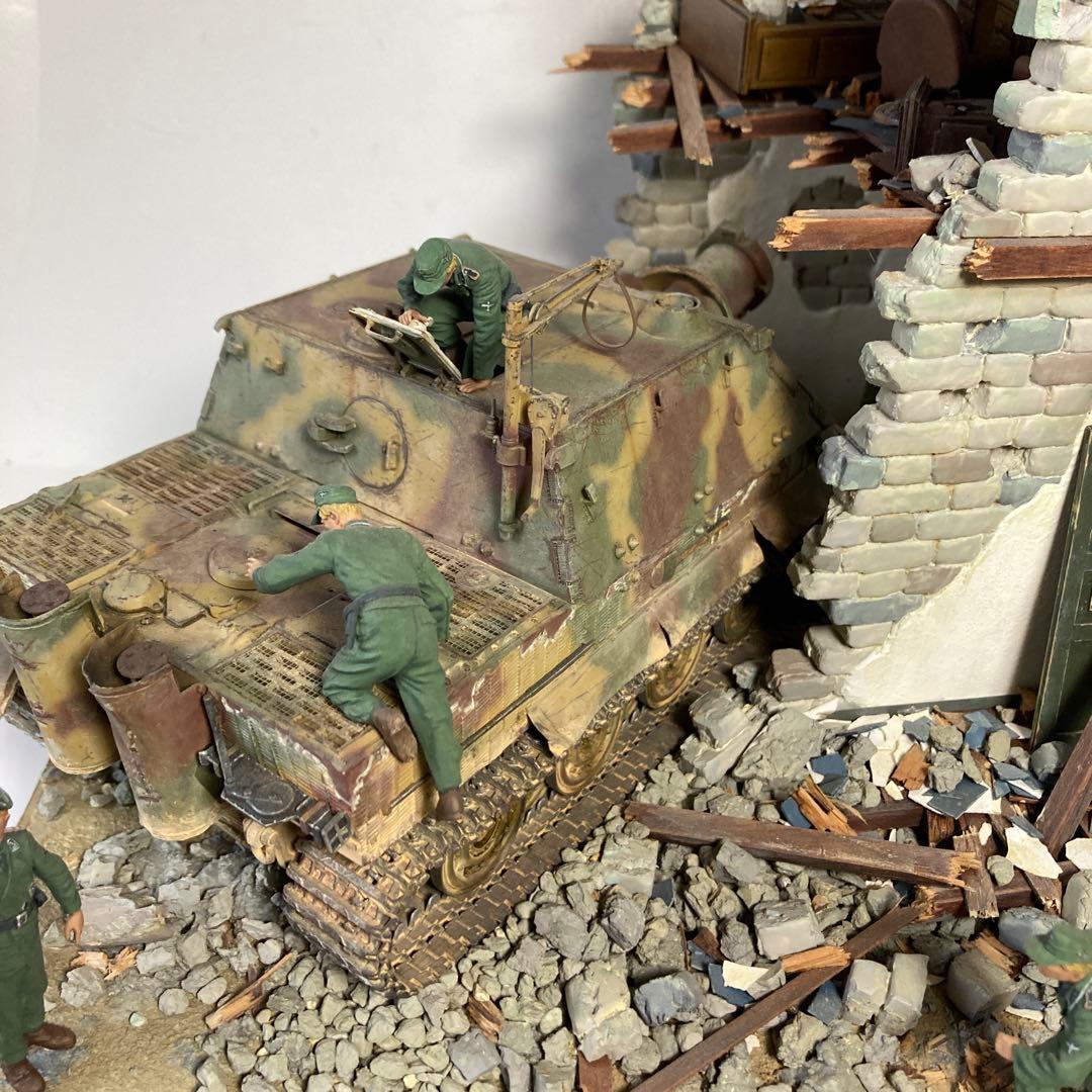 戦場ディオラマ模型完成品1/35