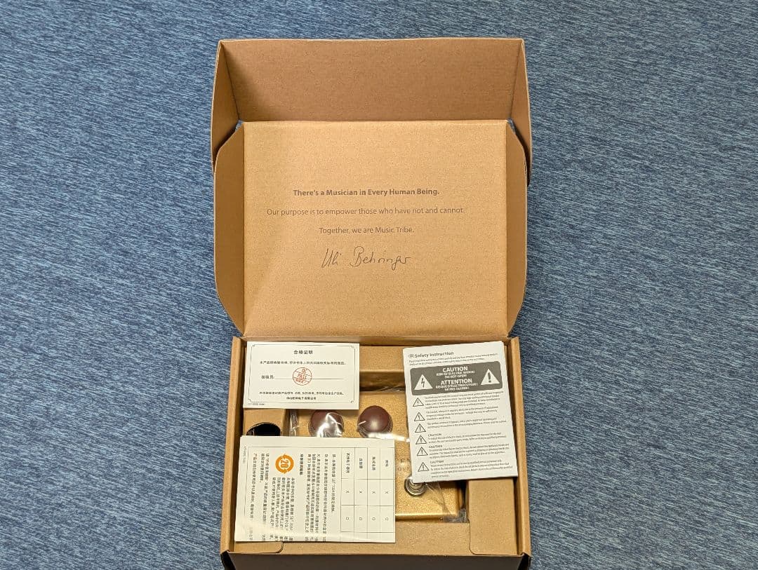 Behringer Centaur Overdrive 旧デザイン