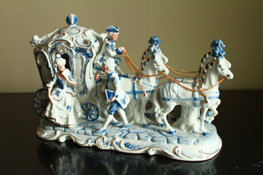 【希少】古代人形 陶磁器 4頭立馬車