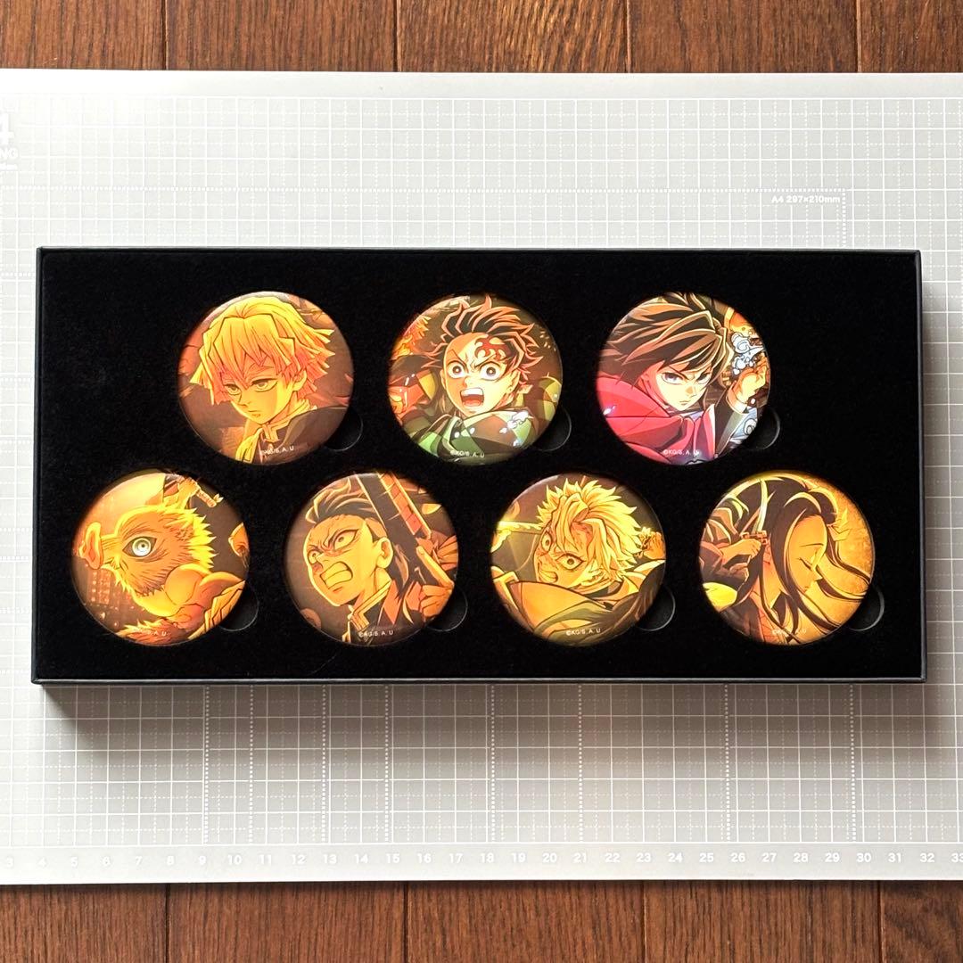 劇場版　鬼滅の刃　無限城編　キービジュアル缶バッジ　セット　コンプリート