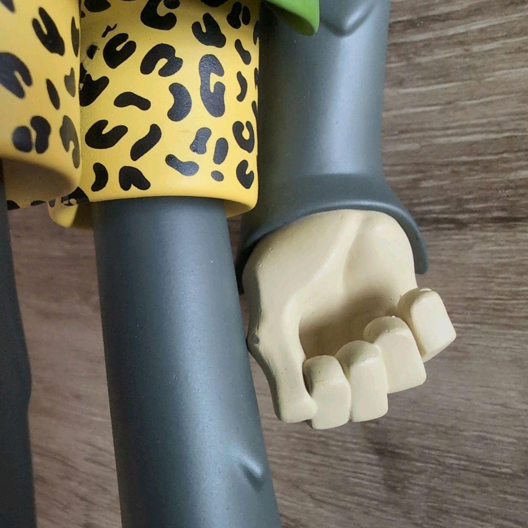 スーパープラスチック × ボアード・エイプ ヨットクラブ カーティス フィギュア