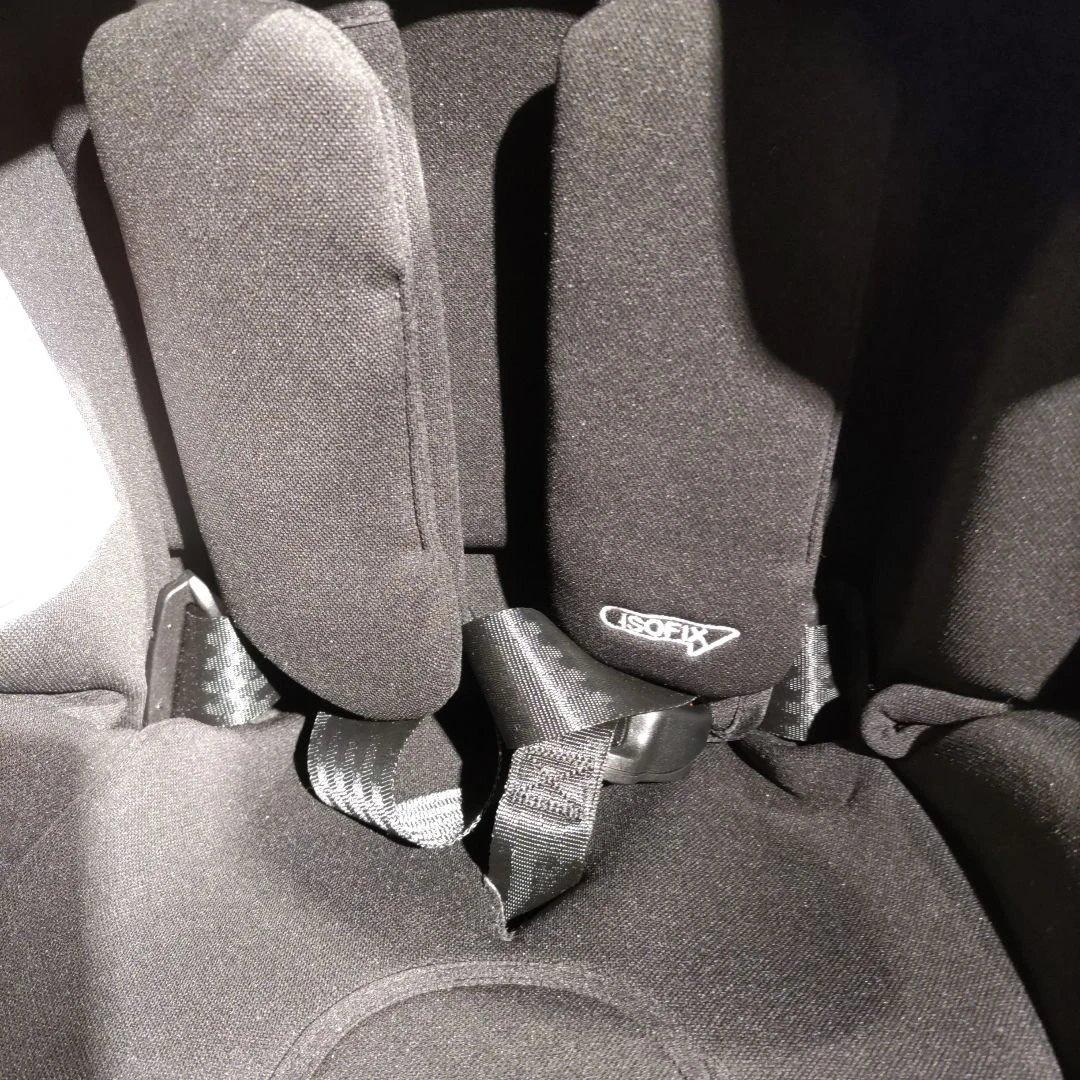 Aprica チャイルドシート フラディアプラス プレミアム isofix