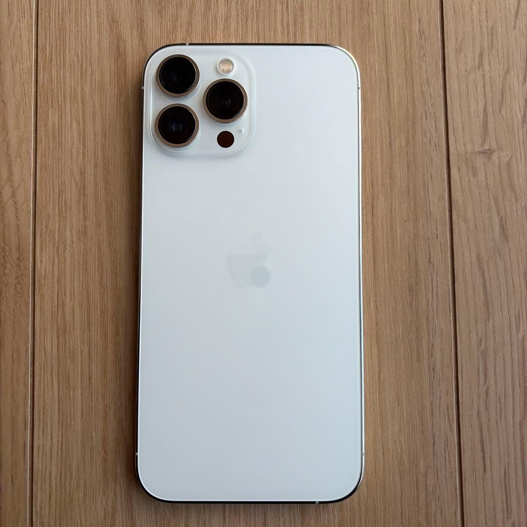 iPhone13pro max シルバー　256GB