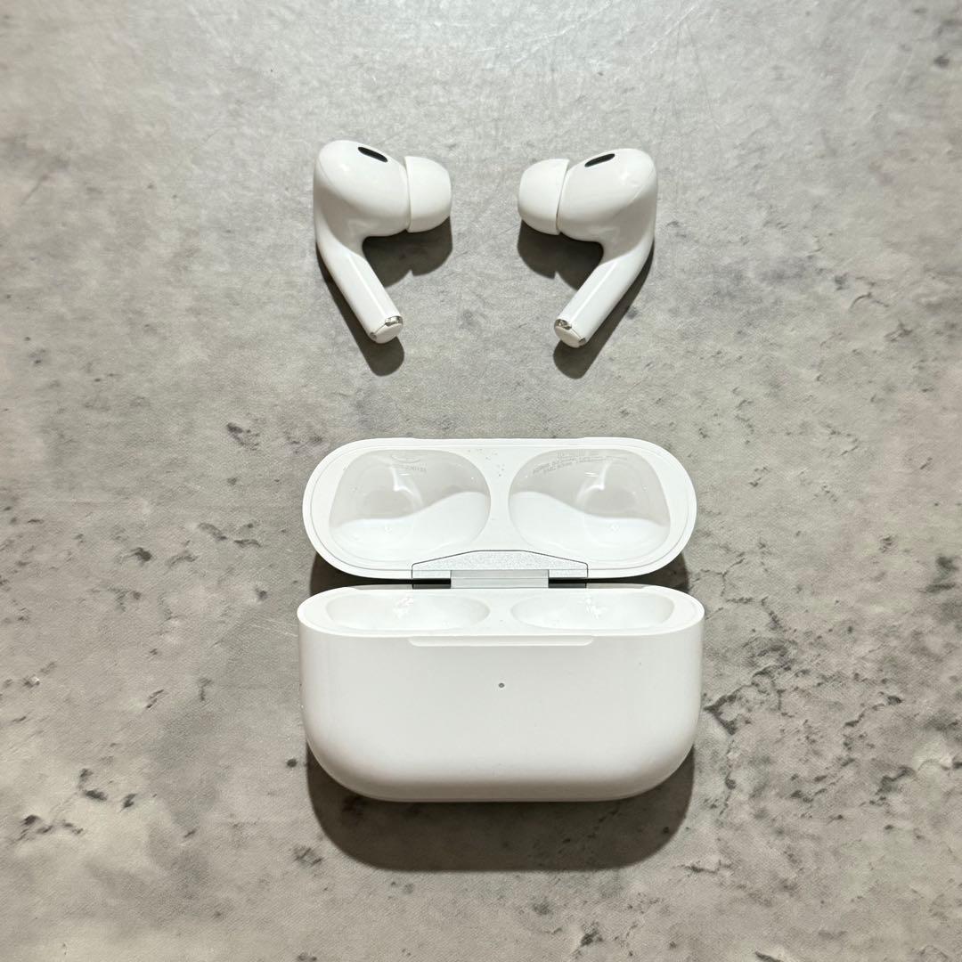 K Apple AirPods Pro 本体 充電ケース付き(type-C