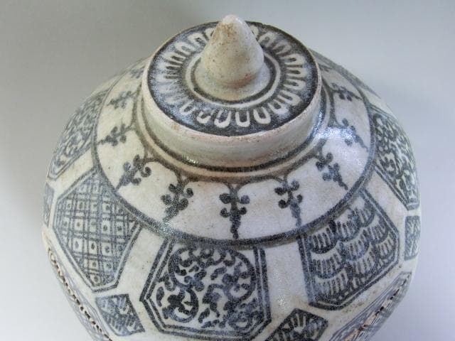 蓋物■白釉粉引八角合子 宋胡録調 蓋鉢 菓子器 鳳凰 唐草 骨董品 時代物 希少