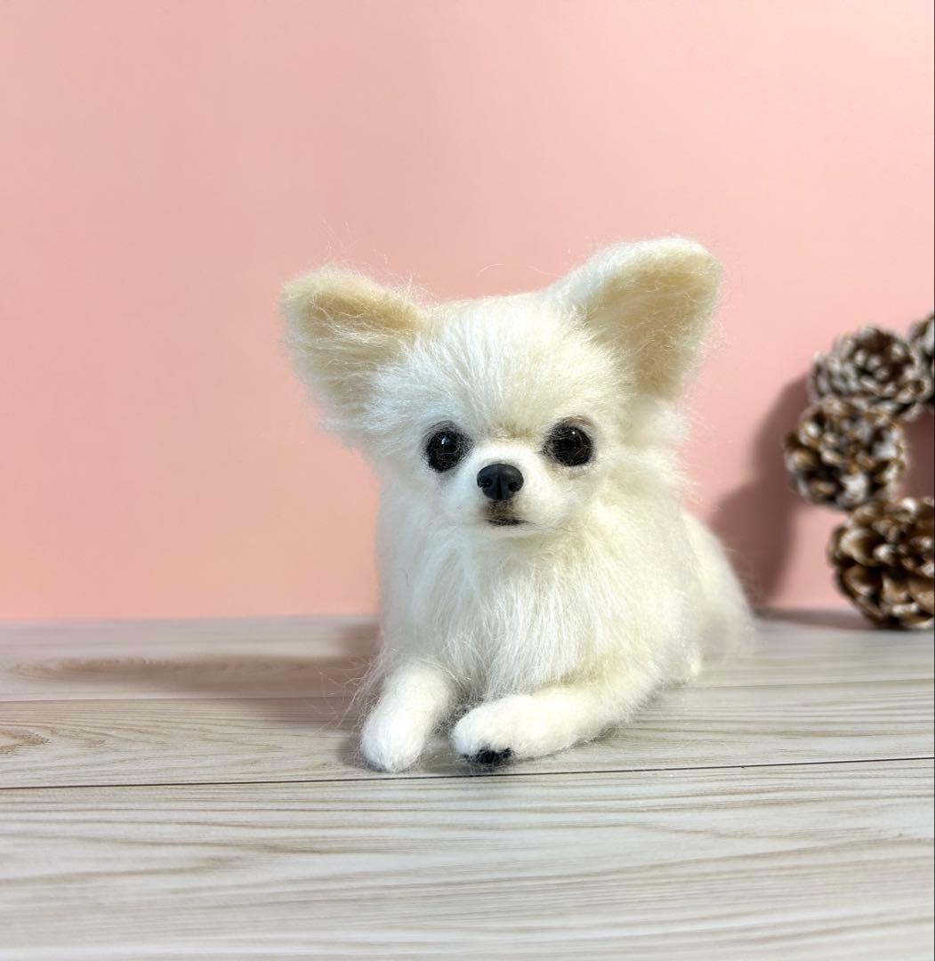 羊毛フェルト　リラックスチワワちゃん　no.17