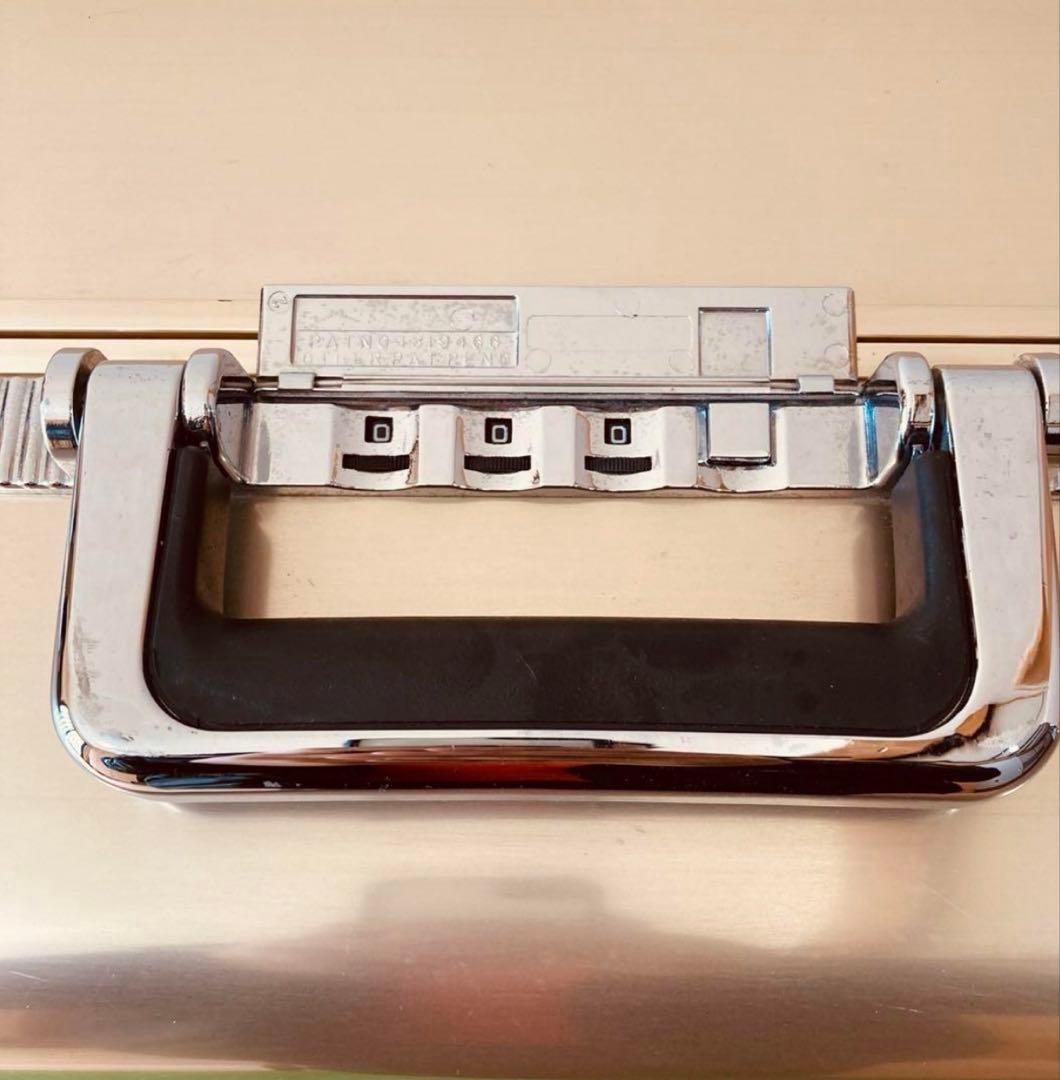 希少 ゼロハリバートン ヴィンテージ　アルミ シャンパンゴールド スーツケース