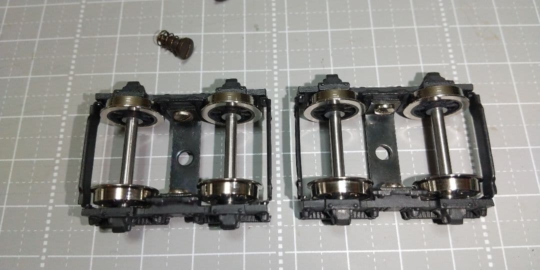 先台車、従台車、テンダー台車。 鉄道模型 、HOゲージ 、蒸気機関車 パーツ