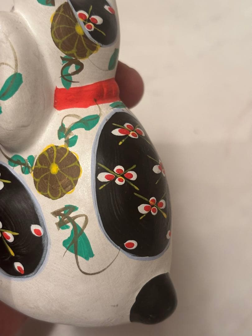 ヴィンテージ仙台堤人形　品格のあるお顔と色鮮やかな色彩が芸術的な招く招き猫