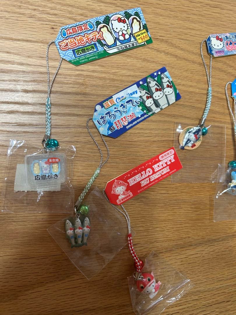 ご当地キティ　根付けストラップ　まとめ売り