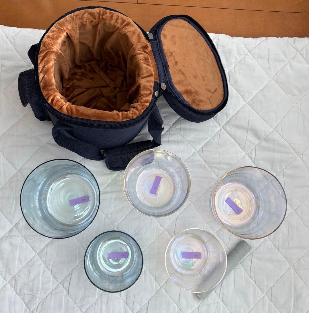 クリスタルボウル5個と収納バッグセット