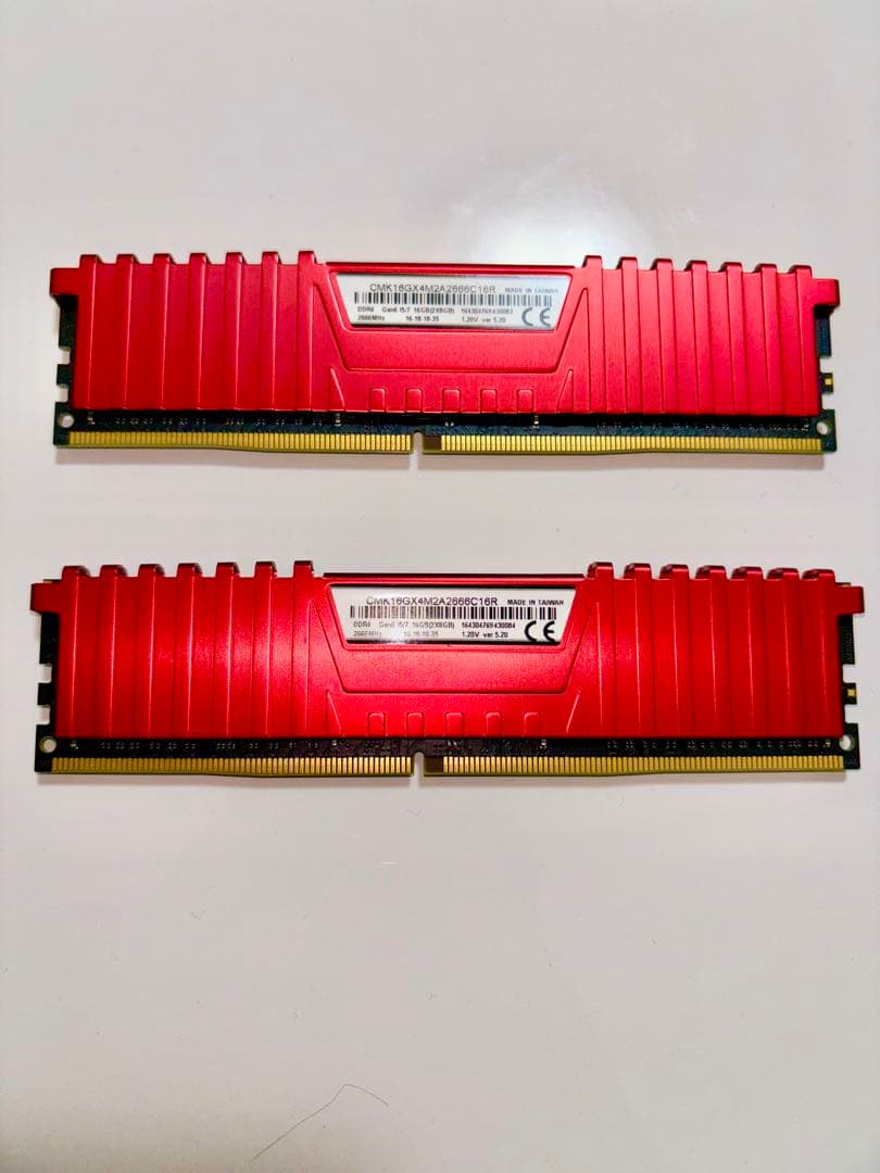 ※動作確認済み※ CORSAIR DDR4 PCメモリー 8GB×4枚セット