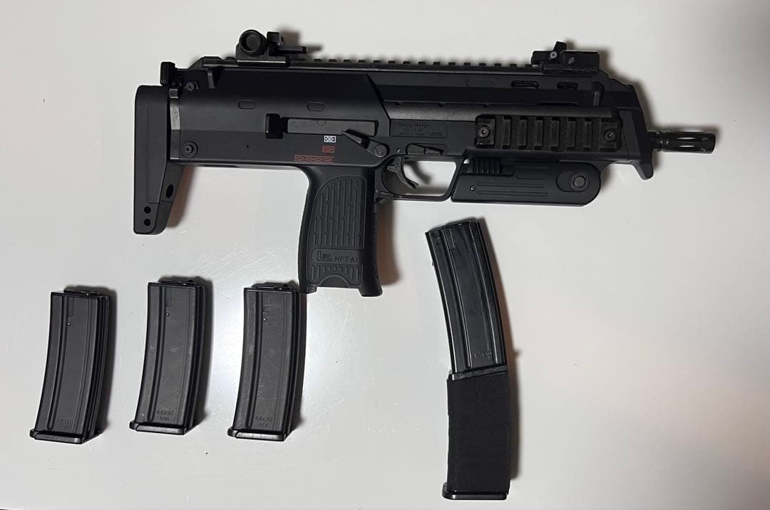 東京マルイ 電動コンパクトガン MP7