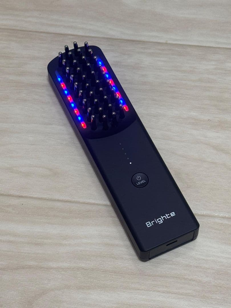 Brighte ブラシヘアアイロン LEDライト付きELEKIBRUSH