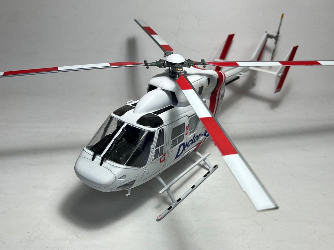 ハセガワ　1/32 BK-117 Doctor-Heli （完成品）