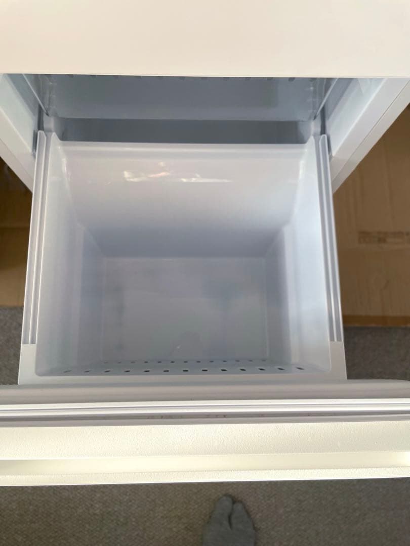 Panasonic 冷蔵庫 180Lホワイト　右開き単身 一人暮らし