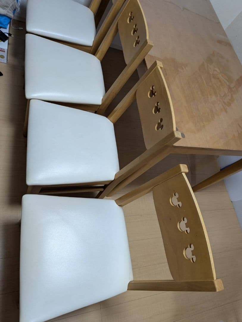 【ディズニー】ベルメゾン　ダイニングテーブル　セット