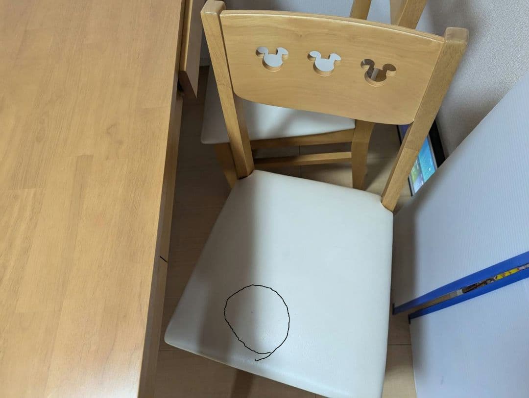 【ディズニー】ベルメゾン　ダイニングテーブル　セット