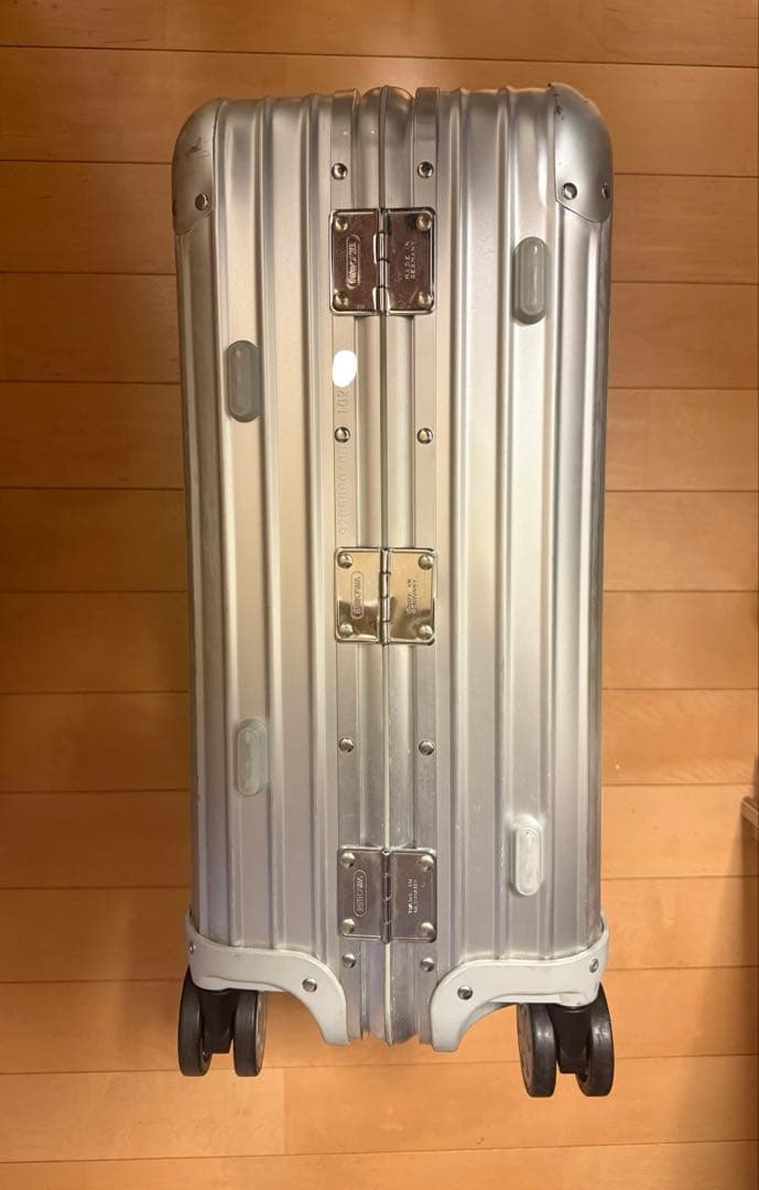 b*6様 RIMOWA リモワ TOPAS トパーズ　Cabin Plus 45