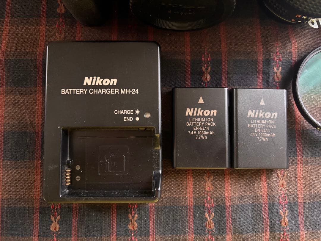 最終価格★NikonD530ズームレンズ純正バッテリー2個10219ショット
