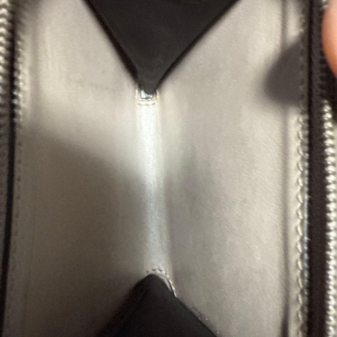 ま*ん様 GUUCI　グッチ GG マーモント 2つ折り財布 598629 53