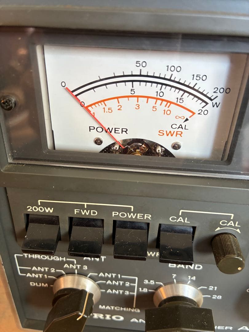 TRIO アンテナチューナー AT-200