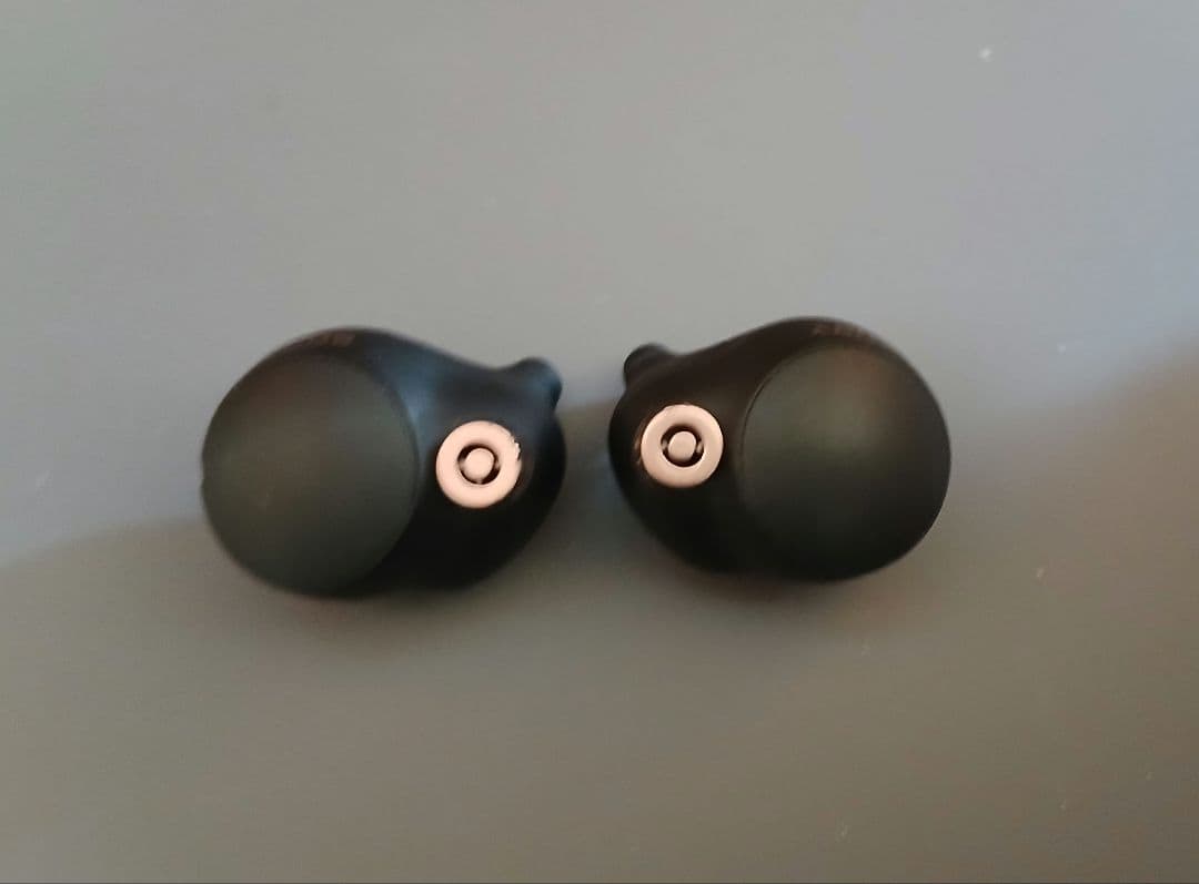 SONY　WF-1000XM4　ワイヤレス　ノイズキャンセリング　イヤホン　③