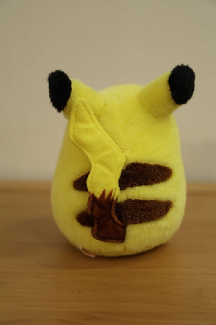 ポケモン TOMY ピカチュウ ぬいぐるみ 初期ピカ①