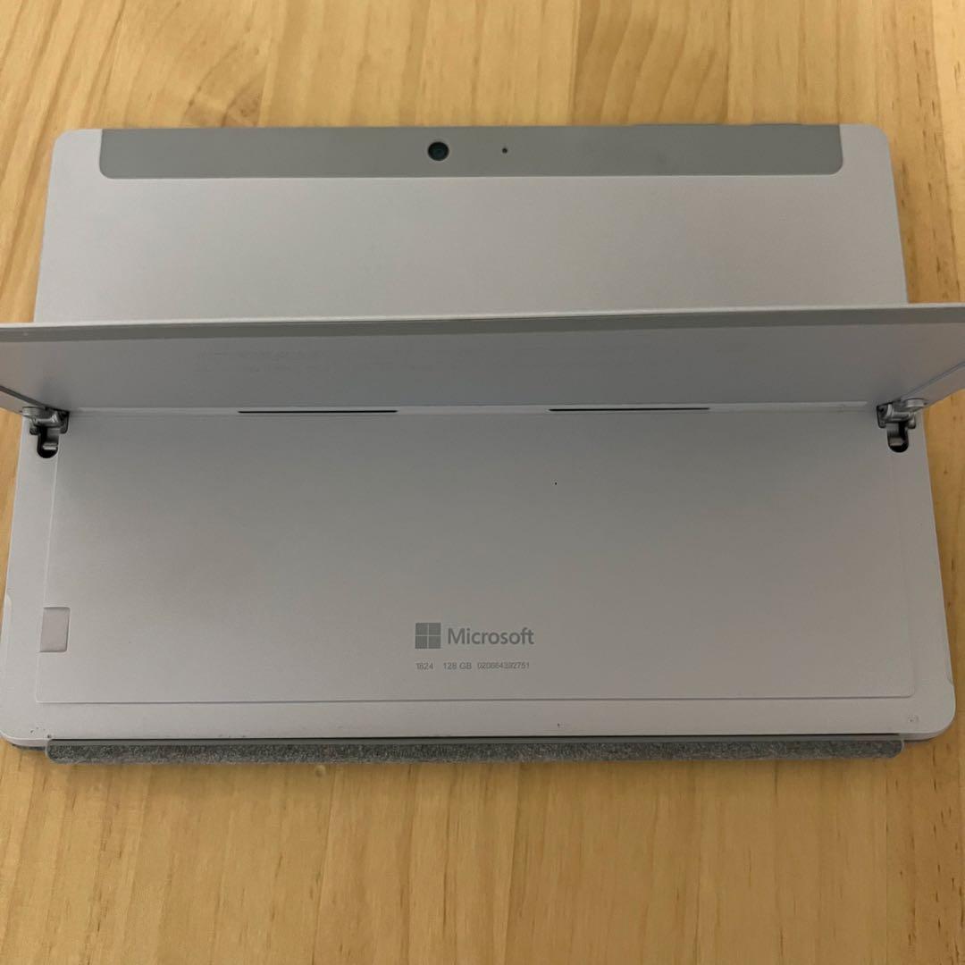 Microsoft Surface goタイプカバー付き 充電器なし