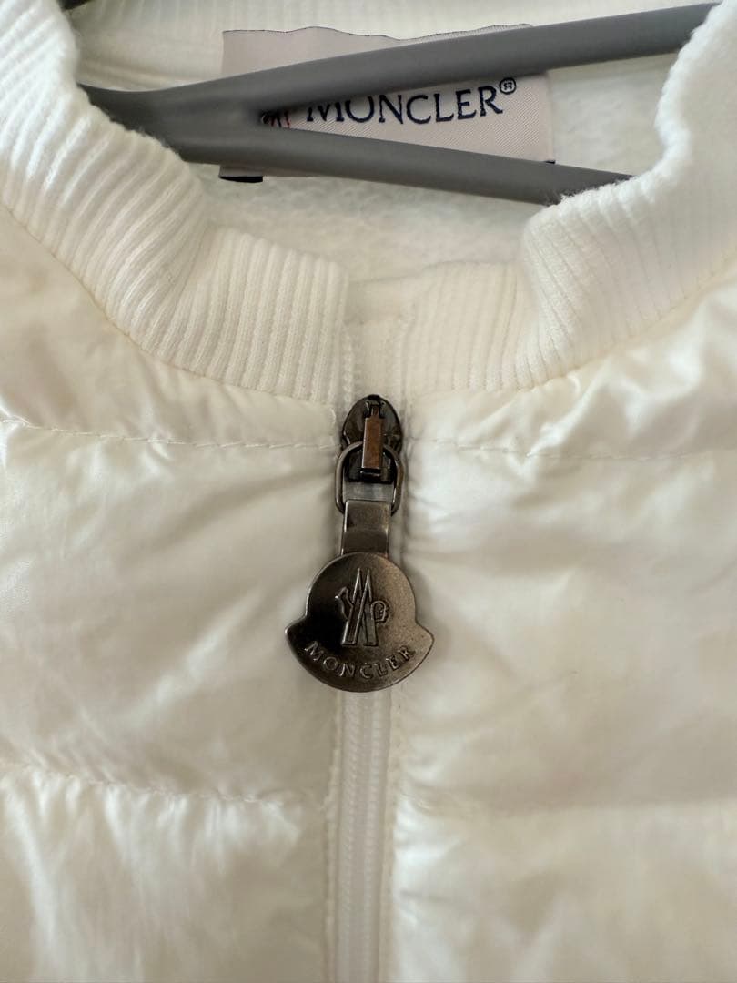 【るんるん】モンクレール MONCLER ベビー　アウター　ダウン