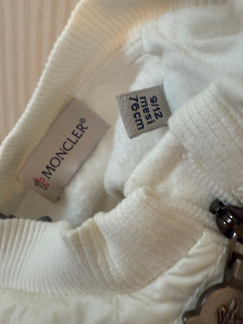 【るんるん】モンクレール MONCLER ベビー　アウター　ダウン