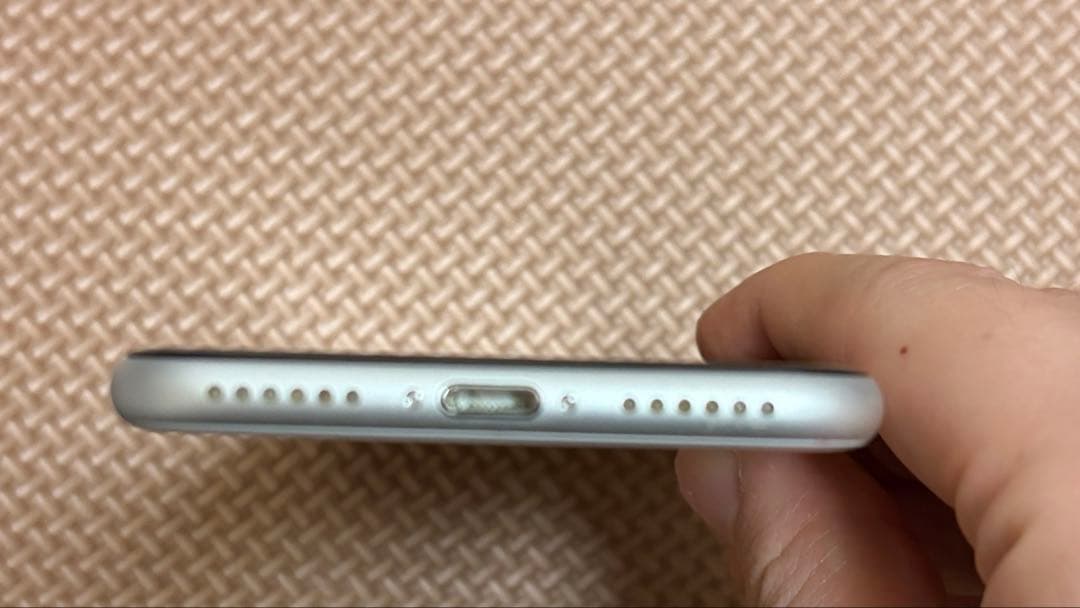 iPhone SE (第2世代) 128GB