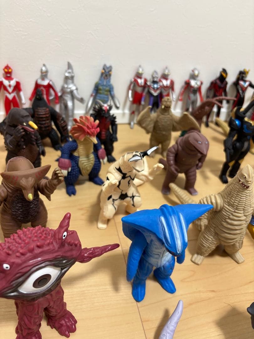 ウルトラマン　怪人　怪獣　その他　ソフビ　56体