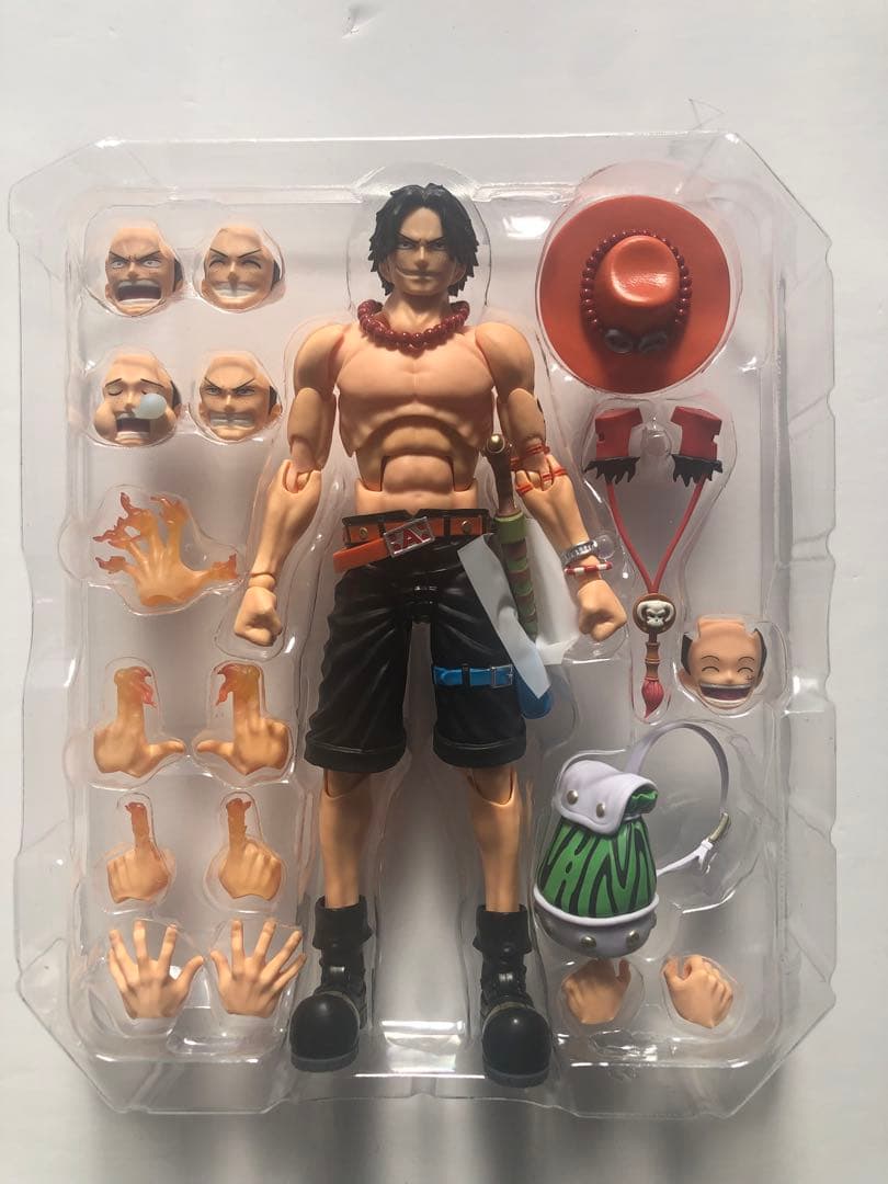 s.h.フィギュアーツ　モンキー・D・ルフィ　ポートガス・D・エース