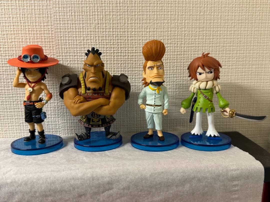 ワンピース　ワールドコレクタブルフィギュア 白ひげ海賊団 コンプ 17体セット