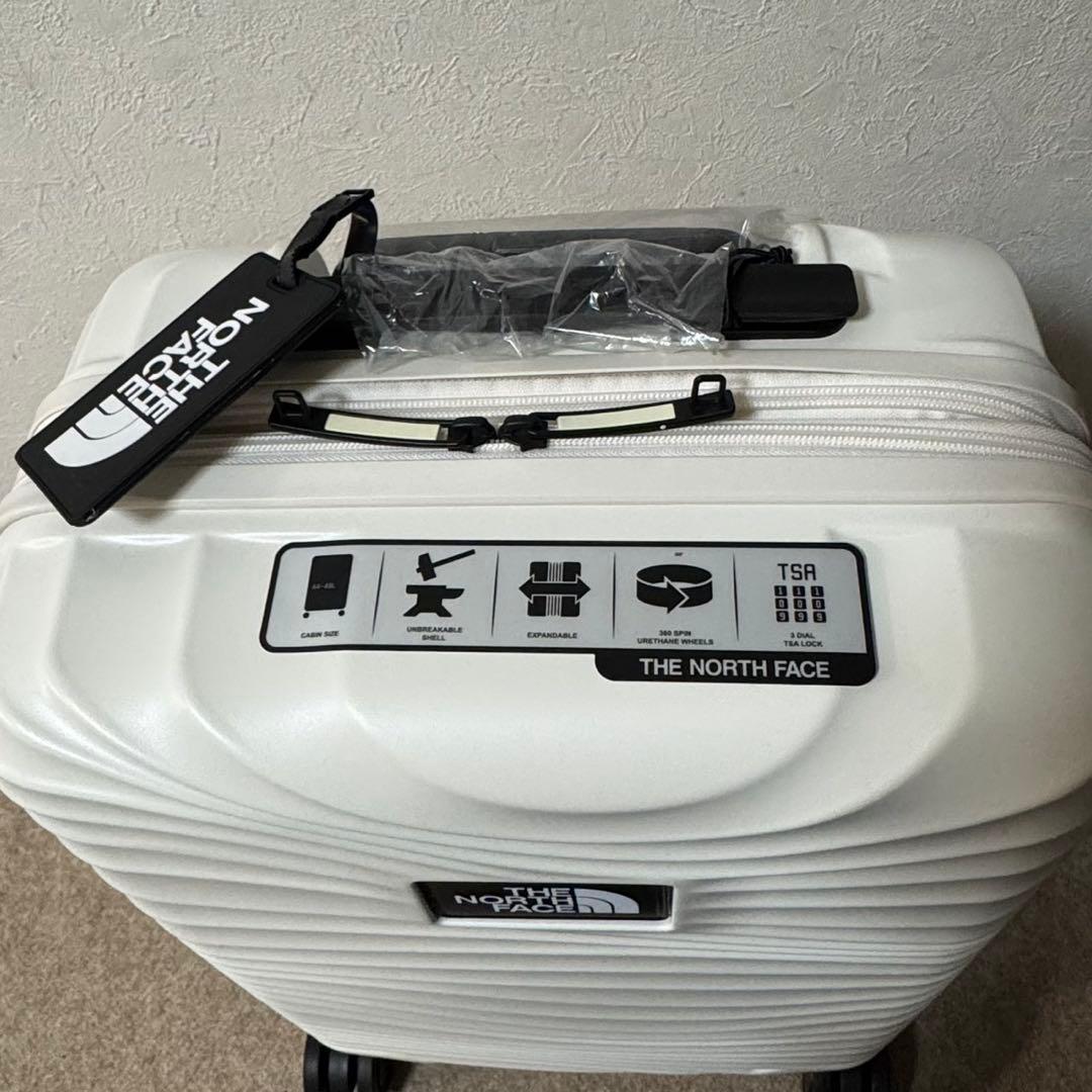 機内持込 20インチ 海外限定 THE NORTH FACE キャリーケース