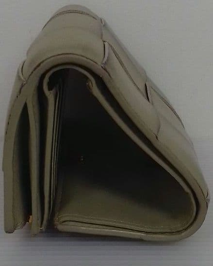 APV09 ボッテガヴェネタ カセット コンパクトウォレット